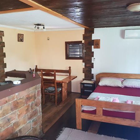 Apartmani Jankovic Rednek Kültér fotó